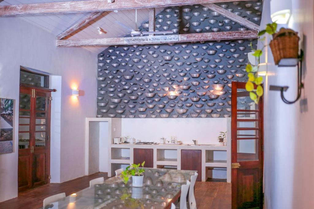 Knight Inn - Galle Fort Eksteriør billede