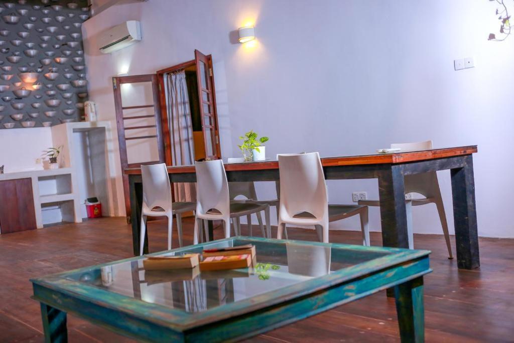 Knight Inn - Galle Fort Eksteriør billede