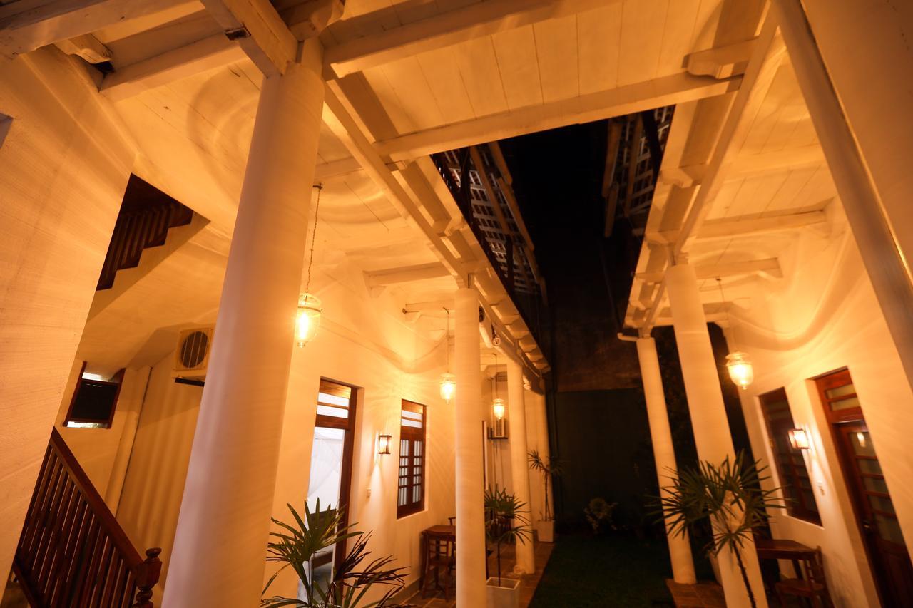Knight Inn - Galle Fort Eksteriør billede